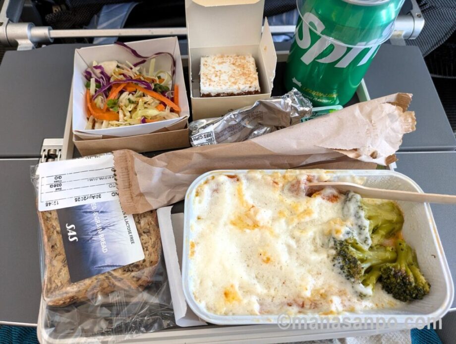 SAS機内食